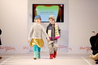 Ganz im Zeichen der Kindermode stand die Düsseldorfer „Botschaft“ bei der zweiten THE LITTLE GALLERY.