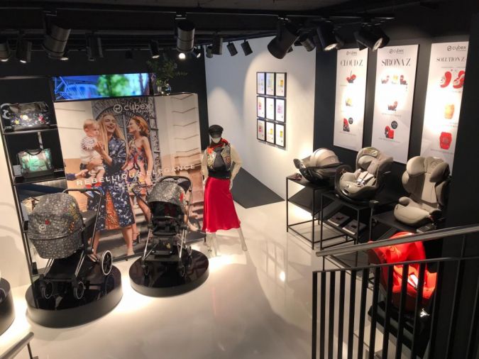 Cybex Eroffnet Ersten Partner Store In Munchen Baby Junior Fachmagazin Fur Kinderausstattung Und Mode