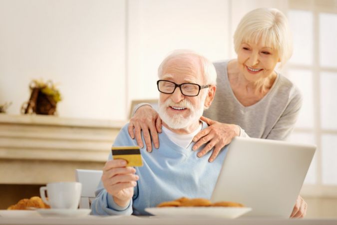 Senioren-Online-Shopping.jpeg