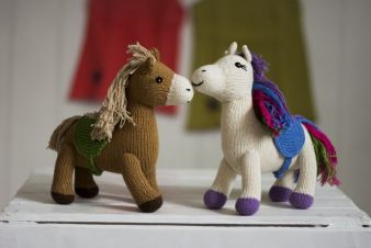 Mama-Ocllo-Stormy-und-Luna.jpg