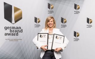 Nicole-PaelickePeople-Wear.jpg