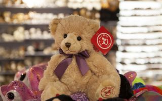 Franz-Carl-Weber-Teddy.jpg