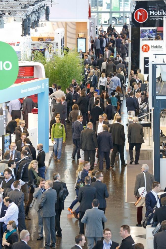 Wegen der starken Nachfrage belegte die EuroShop in Düsseldorf 2014 erstmals 16 statt 15 Hallen.
Foto: Constanze Tillmann