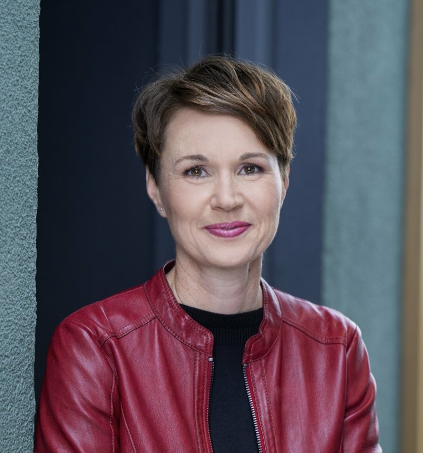 Annette-Uhlmann-.jpg