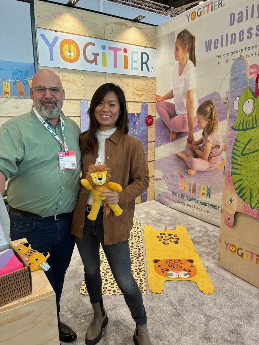 Spielwarenmesse-Yogitier-Copyright-Meisenbach-Verlag-GmbH.jpg