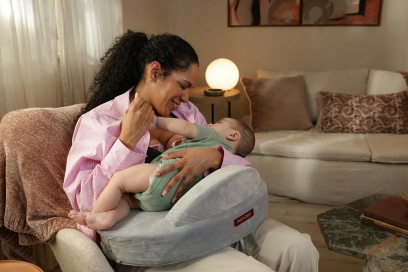 Momcozy-Copyright-Momcozy.jpg
