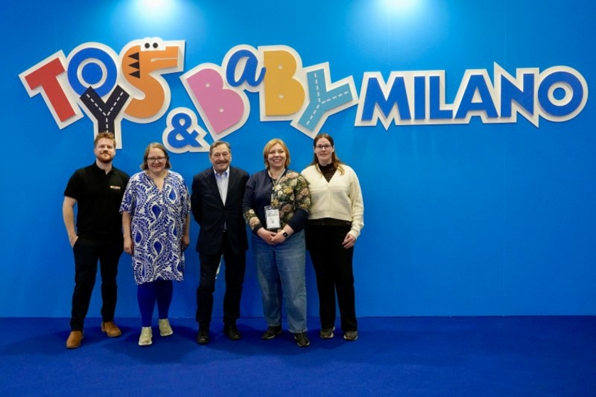 Gruppenbild-Baby---Toys-Milano-Copyright-Meisenbach-Verlag-.jpeg