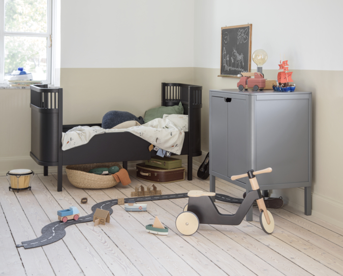 Sebra Bed Black Wooden