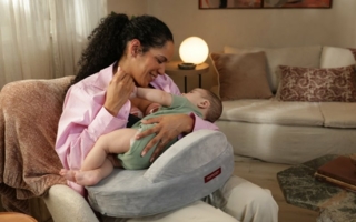 Momcozy-Copyright-Momcozy.jpg