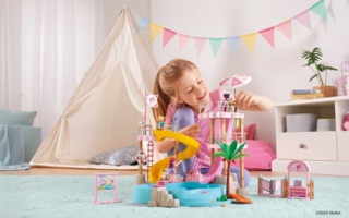 Playmobil-Barbie-welt-Copyright-Mattel.jpg