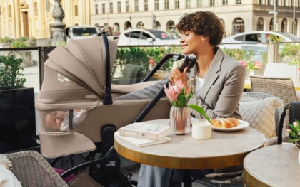 Vier Kinderwagen überzeugen