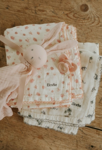 Elodie-Schmusetuecher-Scandic-Toys-Copyright-Elodie.jpg