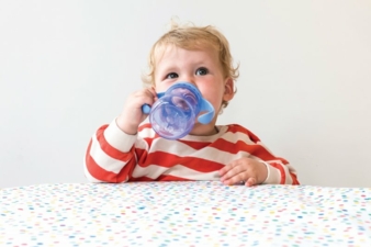 N-by-Trinklernbecher-Mini-Cups-Copyright-N-by.jpg