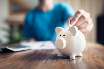 Sparschwein--Copyright-Brian-Jackson-AdobeStock.jpeg