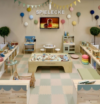 Fantasyroom.jpg