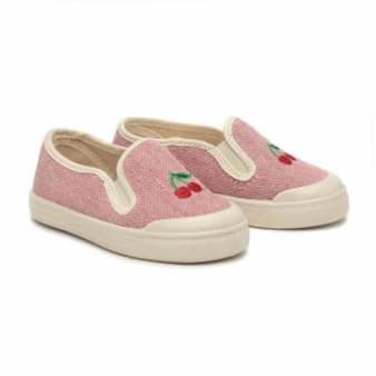 Kinderschuhe-Copyright-Pe-Pe-srl-.jpg