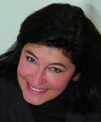 Als Marketingleiterin bei Rotho Babydesign ist Silvia Emge Expertin in Sachen Babypflege.
