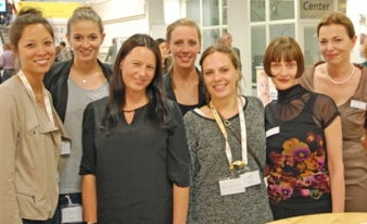 Das starke Damen-Team von Cybex mit Unterstützung: (v. l.): Floria Sailer (Häberlein & Mauerer), Miriam Brecht, Nicole Hahn, Manager Trade Market...