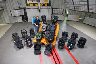 ADAC-Autokindersitze-Copyright--ADAC-ABGEDREHT.jpg