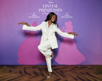 Motsi-Mabuse-Copyright-Disney.jpg