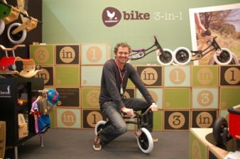 Wishbone-CEO Richard Latham testet sein eigenes 3-in-1 bike.