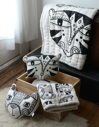 Wee Gallery - Quilt and Pillows Lifestyle(1)_web