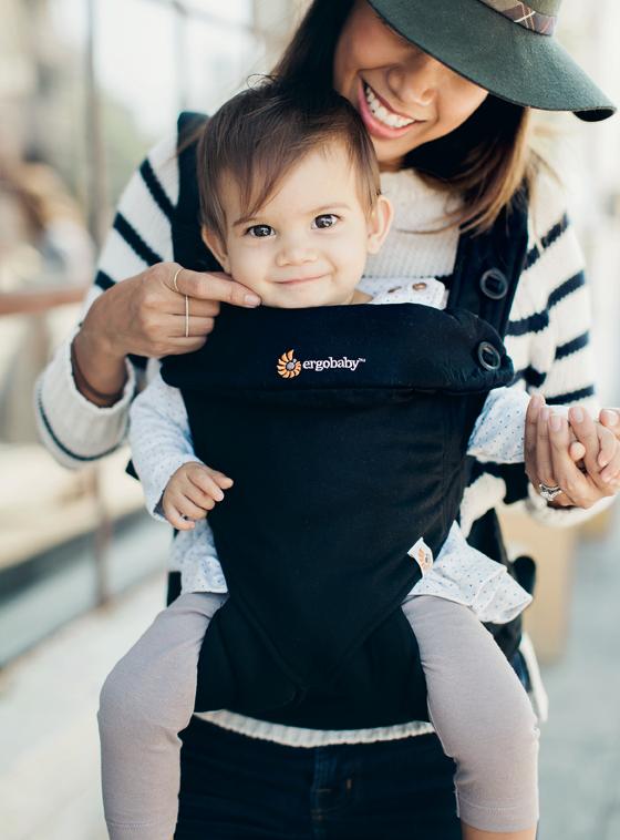 Auszeichnung für Ergobaby | baby & junior | Fachmagazin für ...