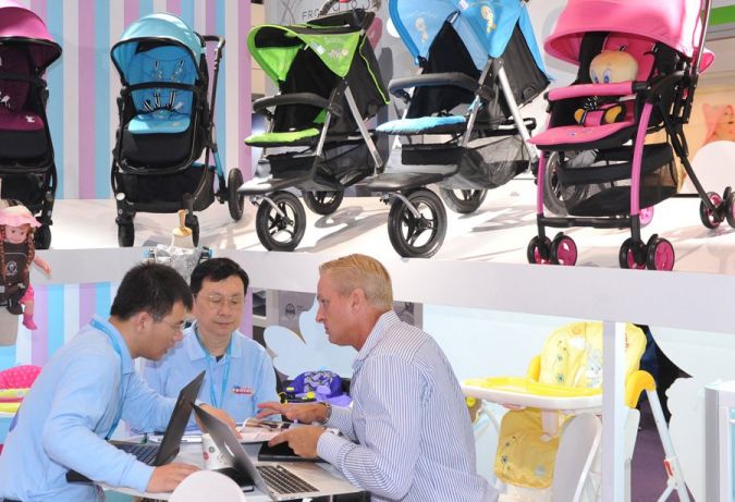 hongkongbabyproductsfair2016fairground2printversion.jpg